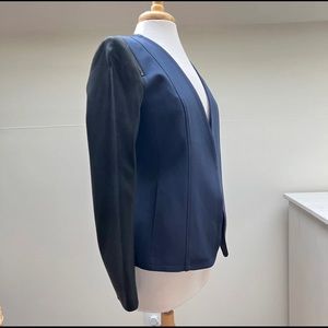 Theory Jersey Two-Tone Yaisa Pryor Leather Zipper Sleeve Jacket
Great condition